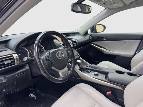 Used 2016 Lexus IS 200t w/ Navigation System Package image 18