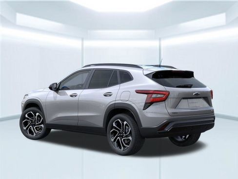 New 2026 Chevrolet Trax RS image 4