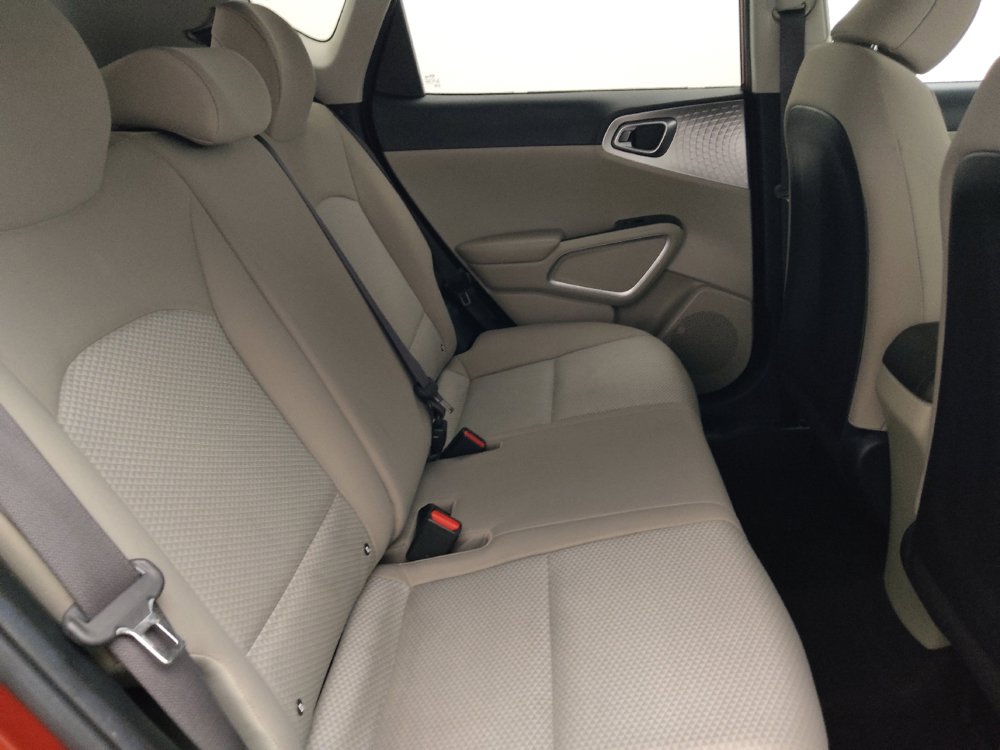 Used 2021 Kia Soul LX FWD image 19