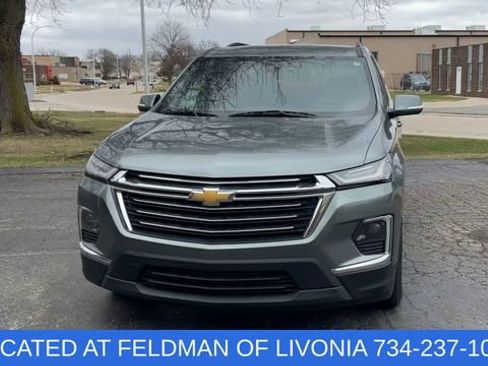 Certified 2023 Chevrolet Traverse LT FWD image 3