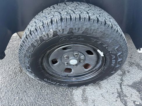 Used 2017 RAM 1500 Tradesman image 37