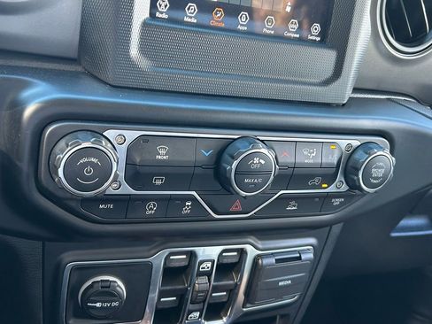 Certified 2022 Jeep Wrangler Unlimited Sport image 54