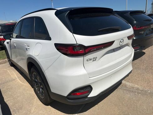 Used 2025 MAZDA CX-70 3.3 Turbo w/ Preferred Package AWD/4WD image 4