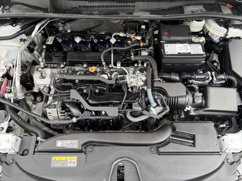 Certified 2025 Toyota Corolla LE FWD image 31