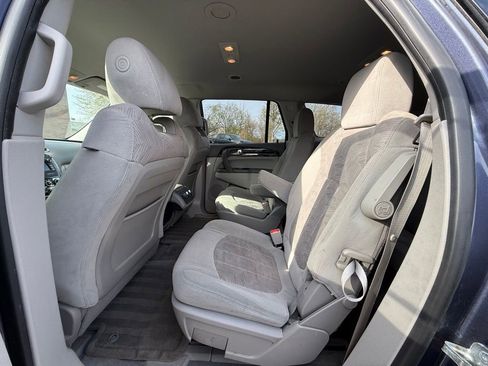 Used 2014 Buick Enclave Convenience FWD image 21