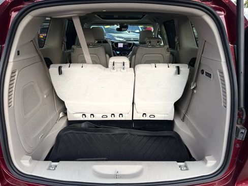 Used 2021 Chrysler Pacifica Limited w/ Premium & Safety Sphere Group AWD/4WD image 22