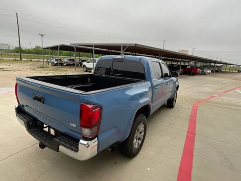 Used 2019 Toyota Tacoma SR5 image 18