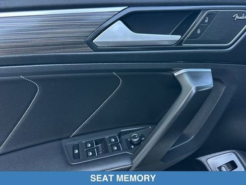 Used 2022 Volkswagen Tiguan SEL R-Line AWD/4WD image 12