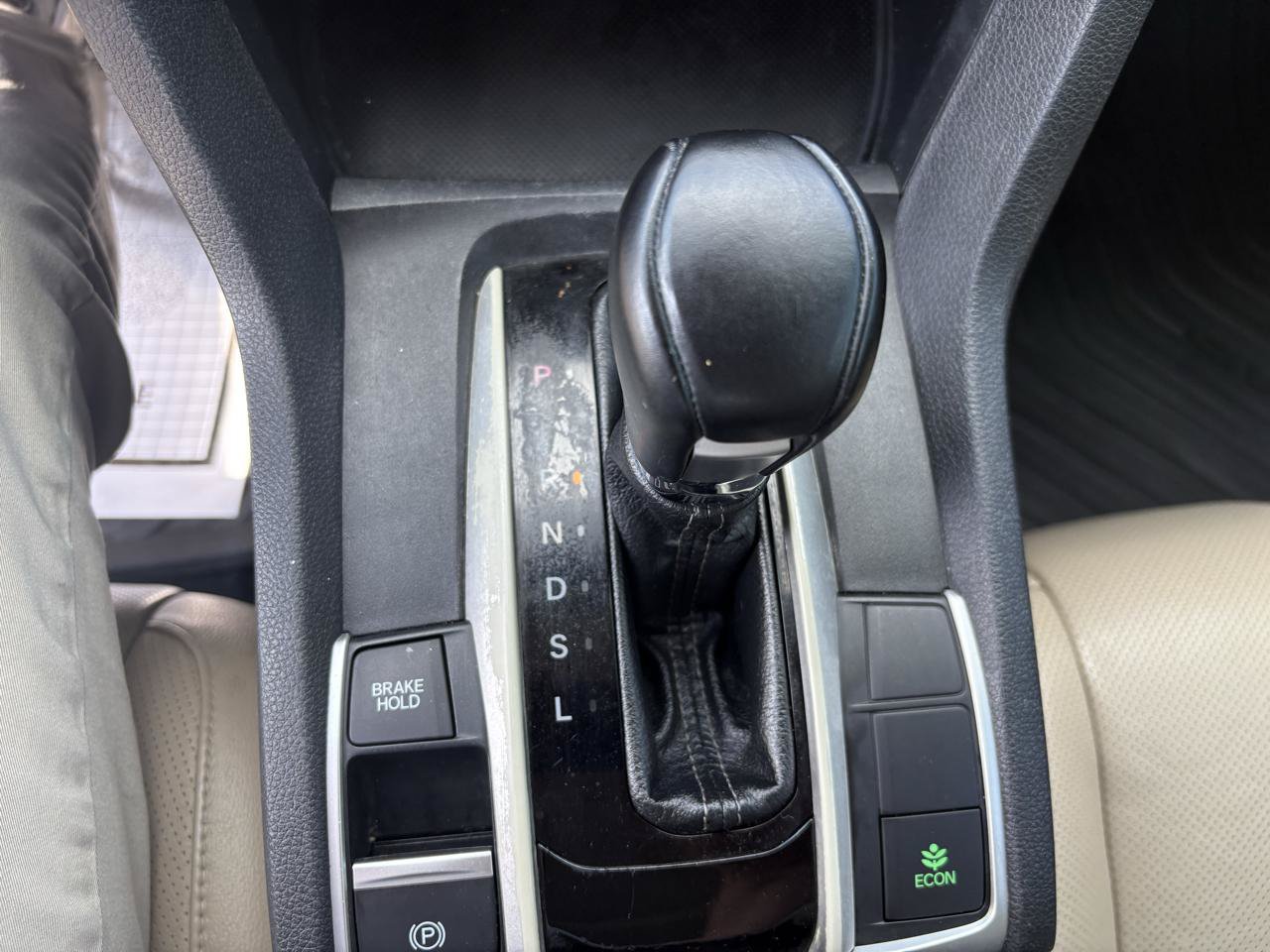 Used 2017 Honda Civic Touring image 24
