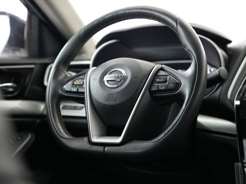 Used 2016 Nissan Maxima 3.5 SV FWD image 11