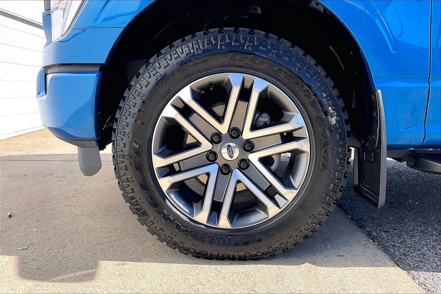 Used 2021 Ford F150 XL w/ STX Appearance Package AWD/4WD image 11