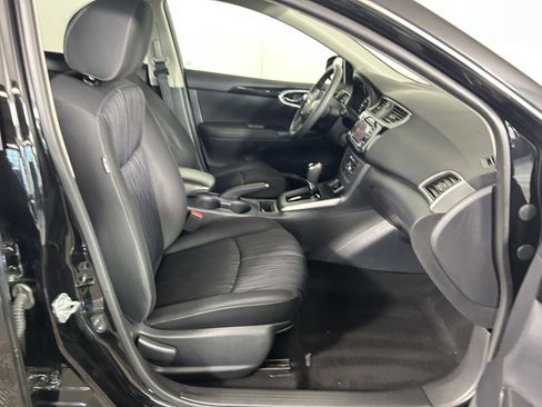 Used 2018 Nissan Sentra SV image 27