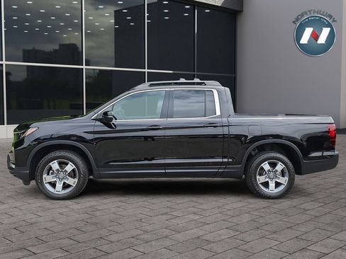 Used 2025 Honda Ridgeline RTL image 2