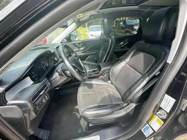 Used 2022 Lincoln Corsair AWD w/ Premium Package image 23