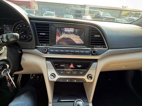 Used 2018 Hyundai Elantra SEL w/ Cargo Package image 34