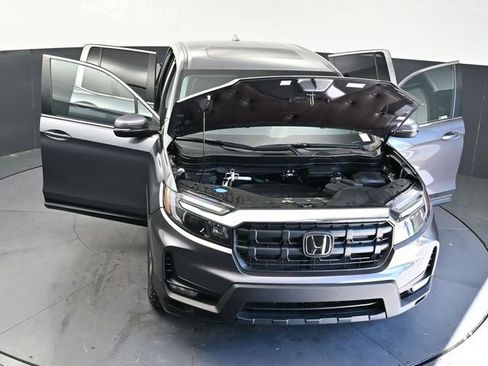 Certified 2024 Honda Ridgeline RTL image 44