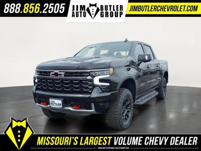 New 2026 Chevrolet Silverado 1500 ZR2 w/ LPO, Dark Essentials Package