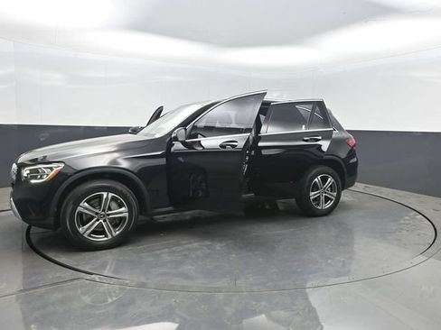 Used 2022 Mercedes-Benz GLC 300 image 37