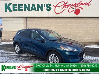 Used 2020 Ford Escape SE video 1