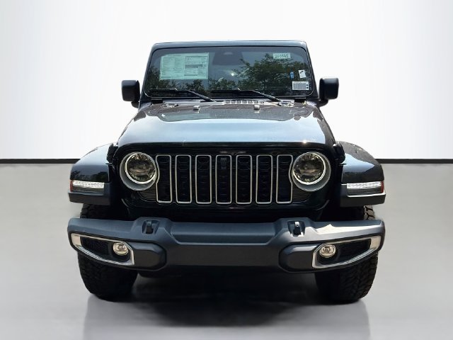 New 2026 Jeep Wrangler Unlimited Sahara AWD/4WD image 3