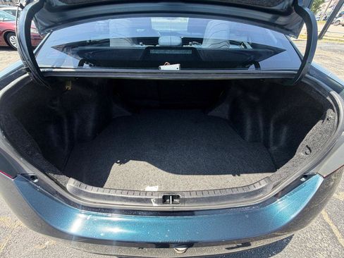 Used 2017 Toyota Corolla LE FWD image 17