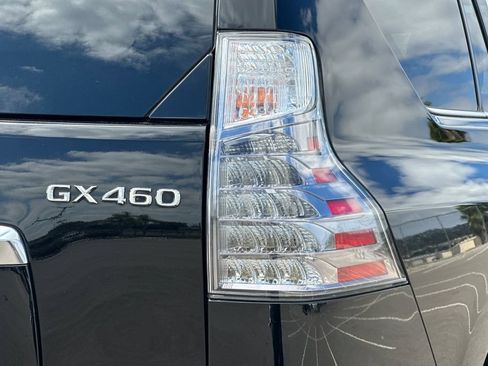 Certified 2020 Lexus GX 460 Premium w/ Premium Package AWD/4WD image 28