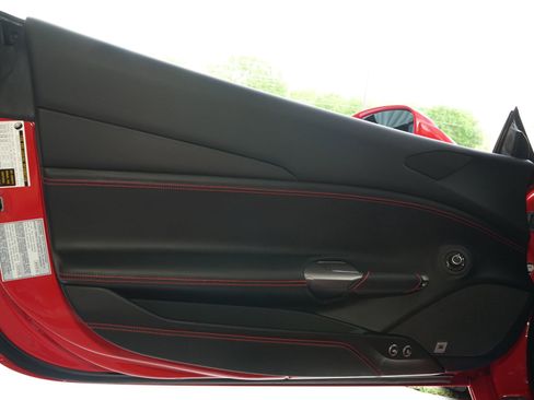 Used 2019 Ferrari 488 GTB RWD image 19