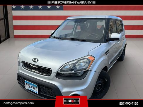 Used 2013 Kia Soul FWD image 9