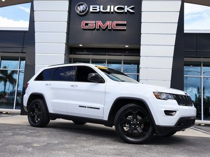 Used 2019 Jeep Grand Cherokee Laredo