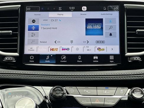 New 2026 Chrysler Pacifica Select FWD image 60