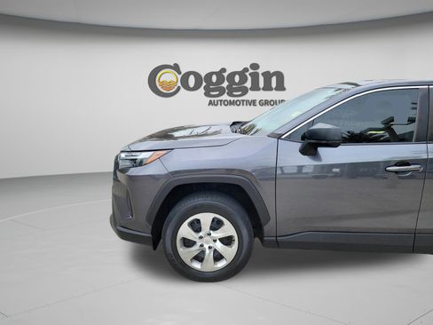 Certified 2023 Toyota RAV4 LE FWD image 32