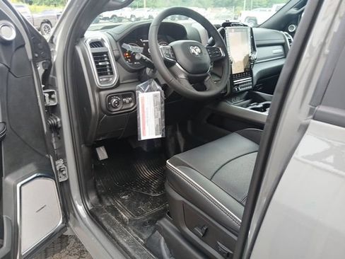New 2026 RAM 4500 4x4 Crew Cab DRW w/ Laramie Trim Package image 52