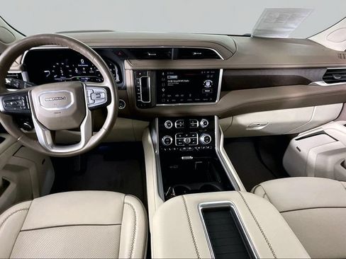 Certified 2024 GMC Yukon XL Denali w/ Max Trailering Package AWD/4WD image 7