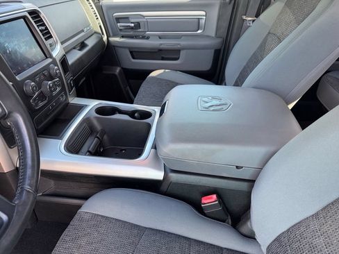 Used 2019 RAM 1500 Big Horn RWD image 12