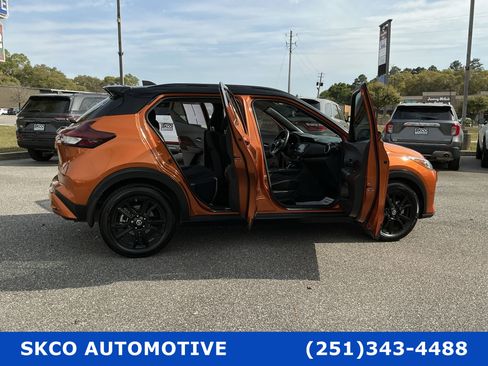 Used 2021 Nissan Kicks SR image 33