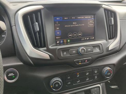 Used 2024 GMC Terrain SLE image 13