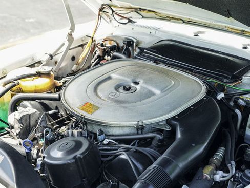 Used 1987 Mercedes-Benz 560 SL image 25