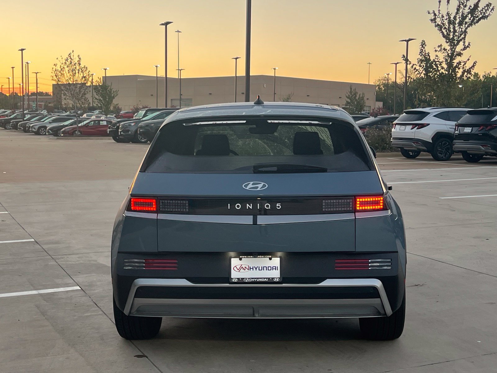 New 2027 Hyundai Ioniq 5 SE RWD image 10