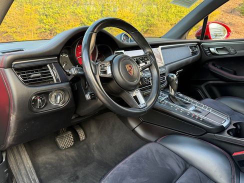 Used 2020 Porsche Macan GTS w/ Sport Chrono Package image 14
