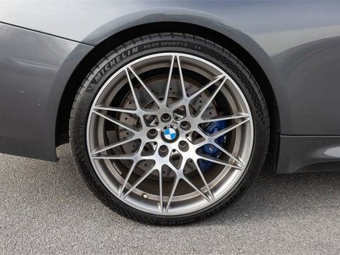 Used 2017 BMW M4 Convertible image 11