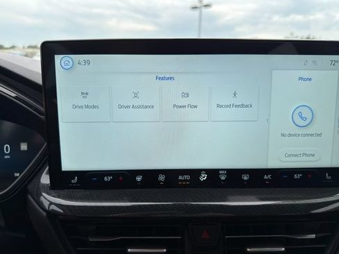 Used 2026 Ford Escape ST-Line Select w/ Tech Pack #2 AWD/4WD image 30