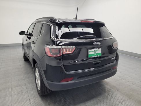 Used 2018 Jeep Compass Latitude w/ Popular Equipment Group FWD image 6