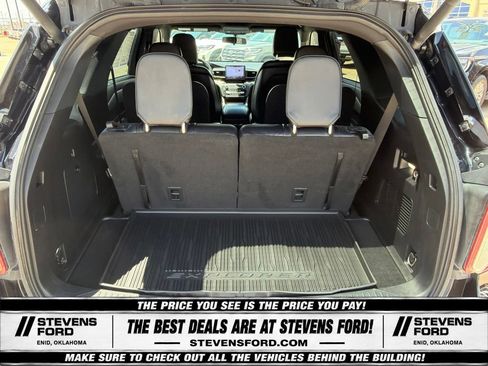 Used 2020 Ford Explorer XLT w/ Equipment Group 202A AWD/4WD image 41