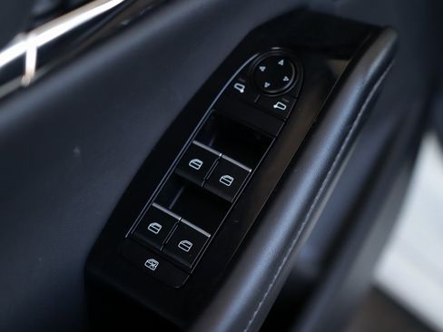 Used 2025 MAZDA MAZDA3 s image 26