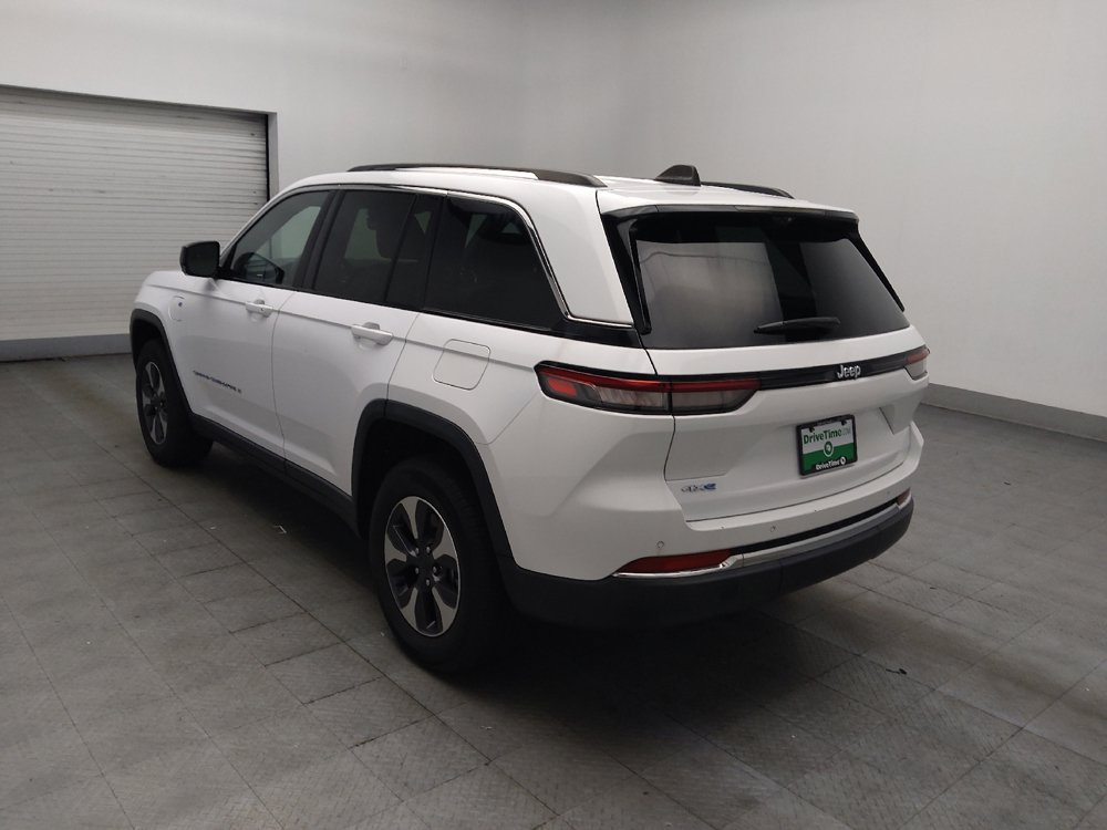 Used 2022 Jeep Grand Cherokee Limited 4xe w/ Luxury Tech Group II AWD/4WD image 5