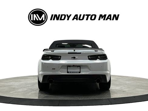Used 2020 Chevrolet Camaro SS RWD image 5