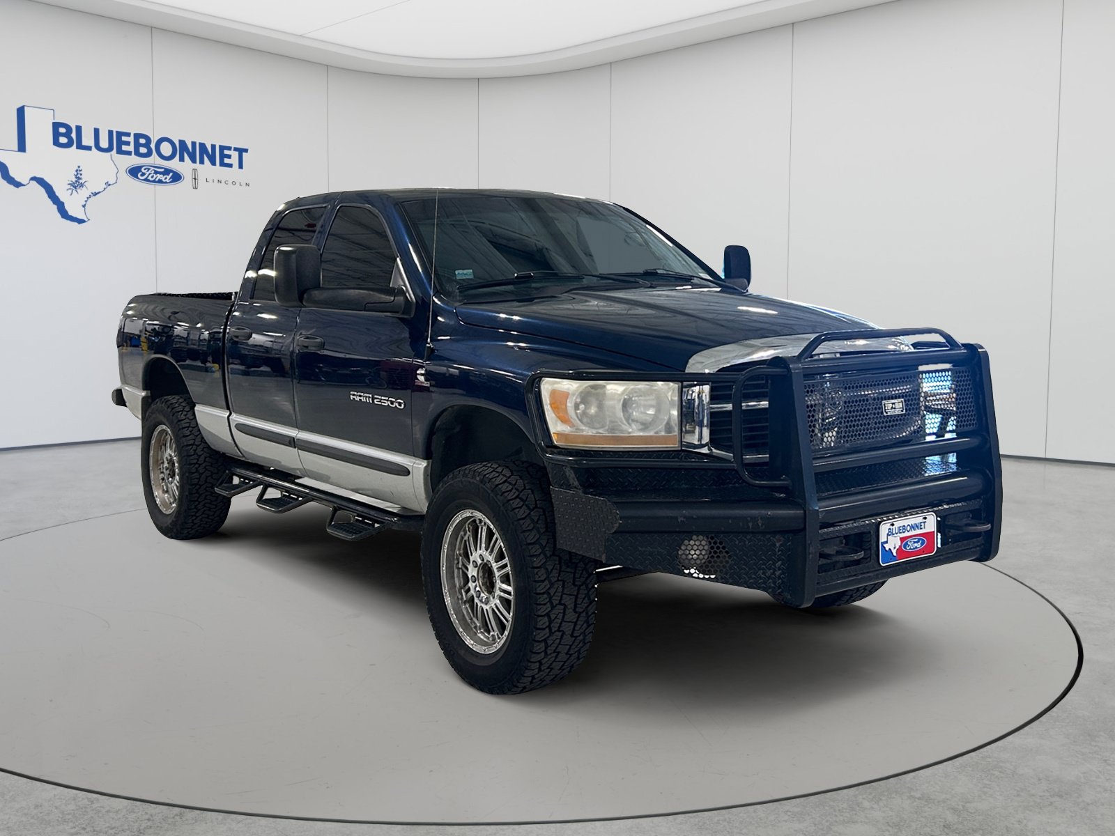 Used 2006 Dodge Ram 2500 Truck SLT AWD/4WD image 3