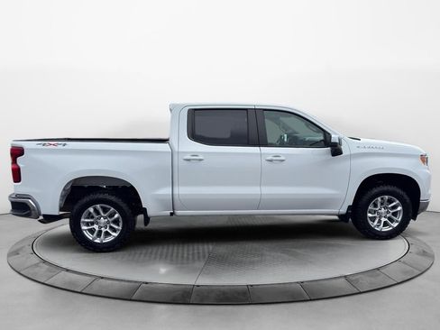 Used 2023 Chevrolet Silverado 1500 LT AWD/4WD image 6