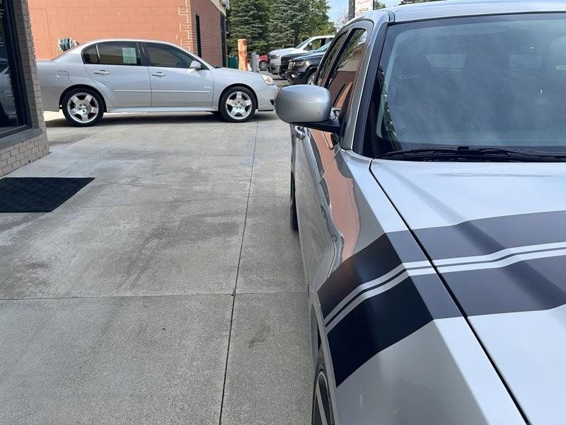 Used 2006 Dodge Magnum SRT8 RWD image 7