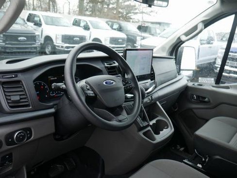 Used 2024 Ford Transit 350 XLT image 14